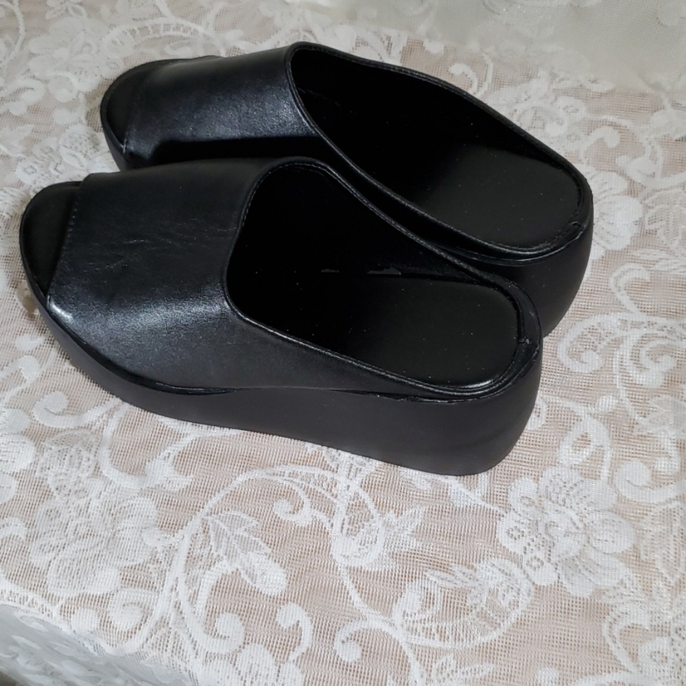 Ladies Shoes